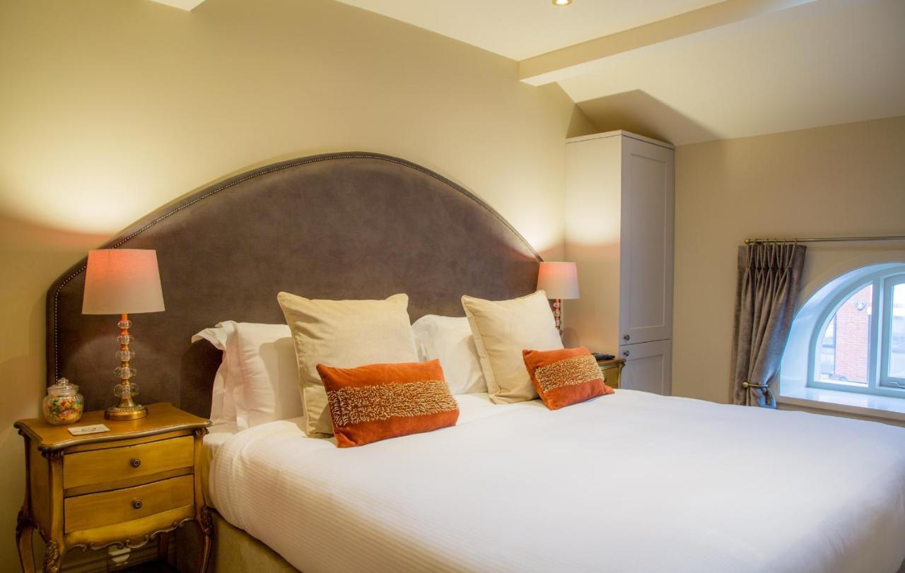 Winckley Stays Preston  Bagian luar foto A bedroom at the hotel