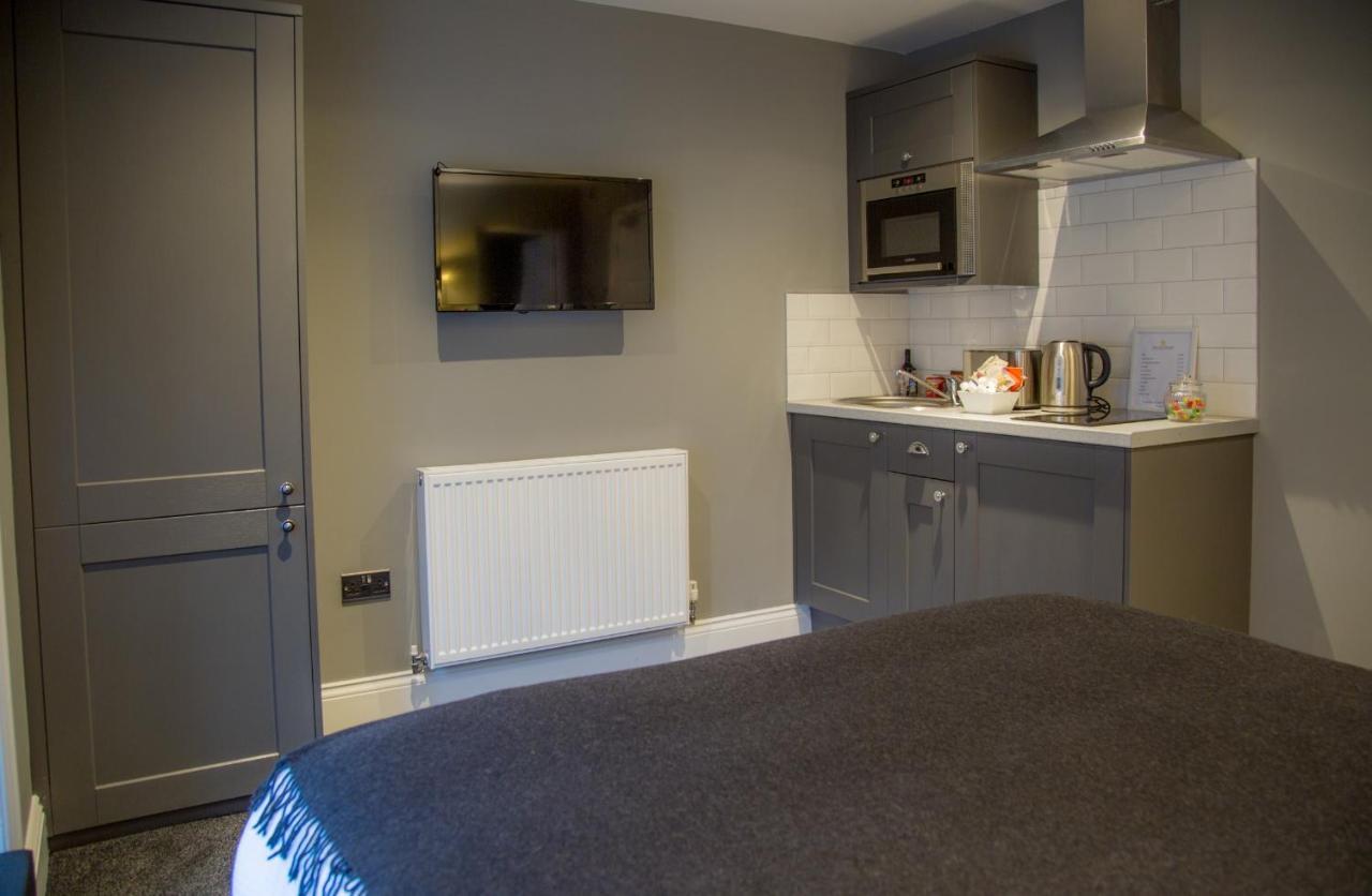 Winckley Stays Preston  Bagian luar foto A studio apartment in the UK