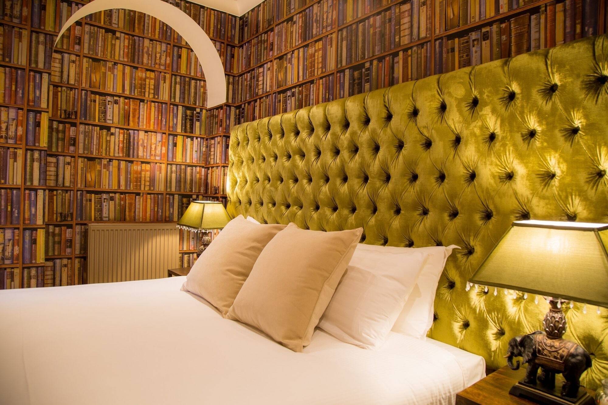 Winckley Stays Preston  Bagian luar foto A bedroom at the hotel